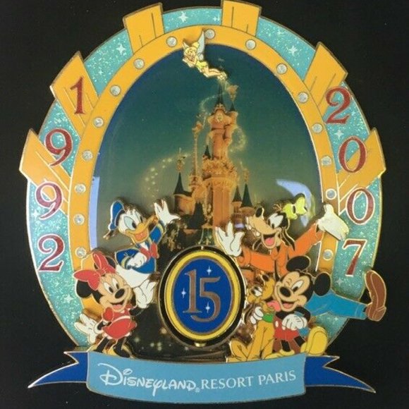Disney Jumbo Pin 56614 ~ DLRP ~ Pin Trading Day 15 years Fab 5 Tinker Castle - Picture 2 of 4